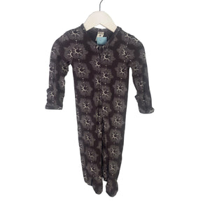 Kate Quinn sleeper size 6-12 months