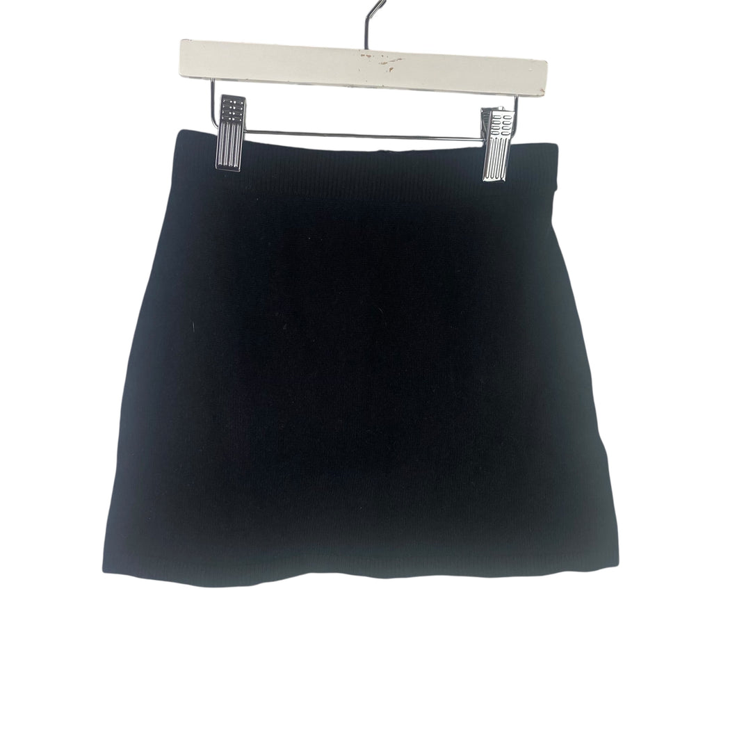 Zara skirt size 8-9 new!