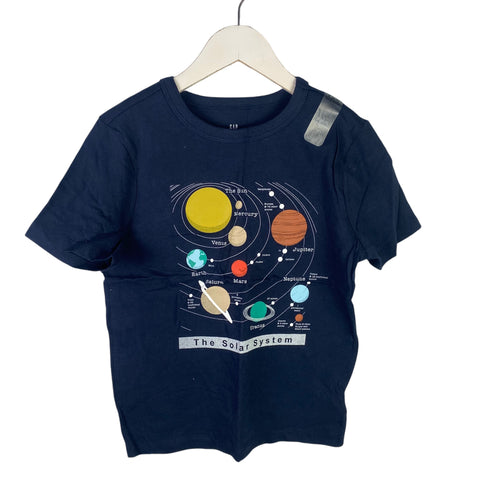 Gap T-shirt size 6-7 new!
